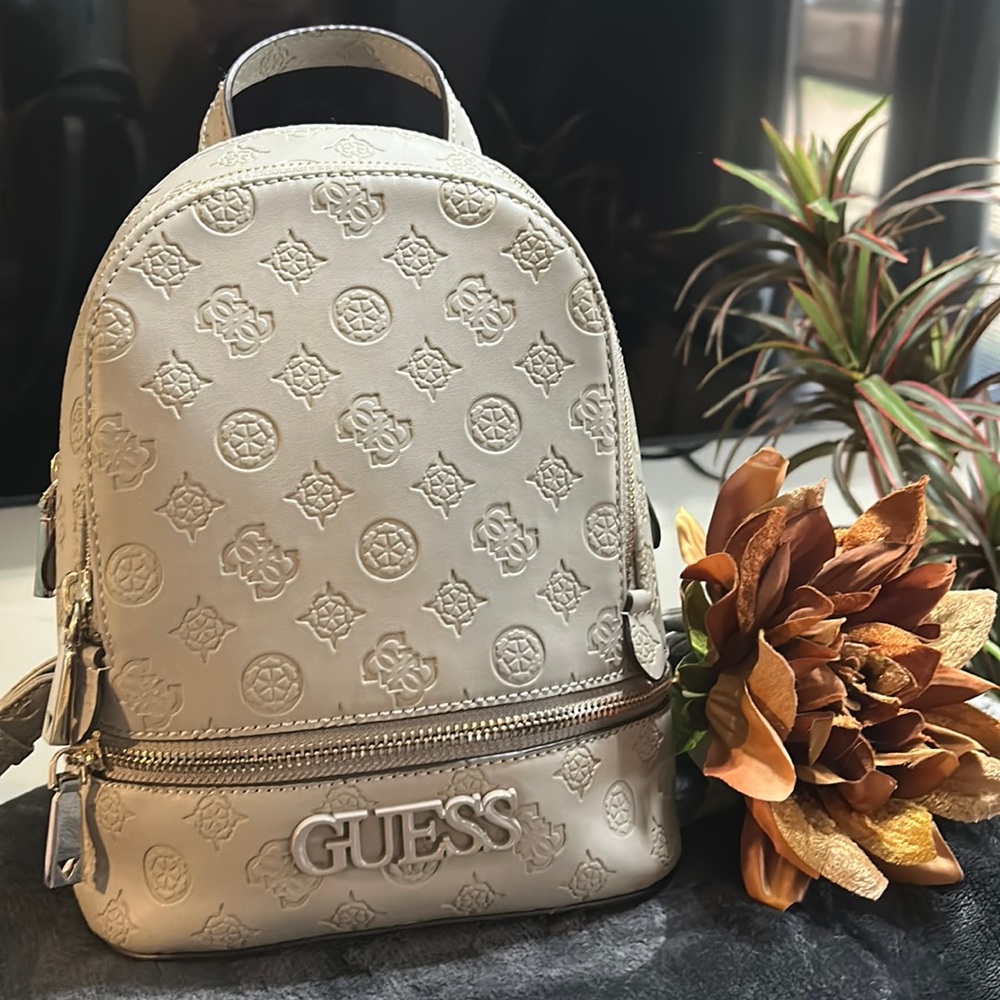 Guess mini backpack
